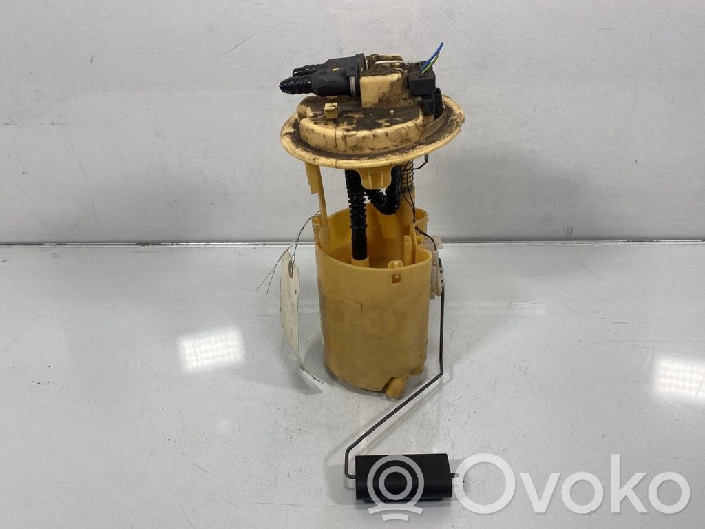 Peugeot 206 CC Bomba interna de combustible 
