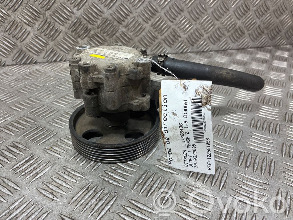 Power steering pump   4007CW