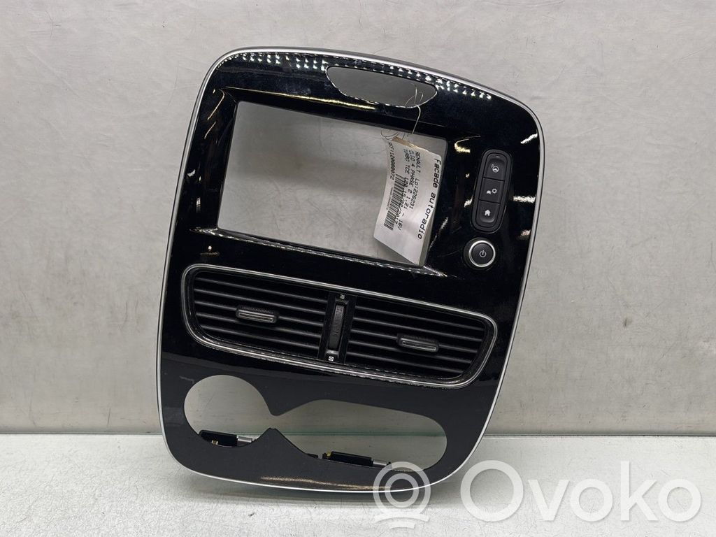 Renault Clio IV Radio/GPS head unit trim 