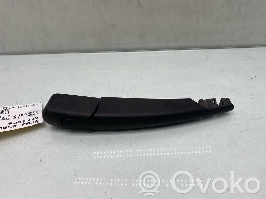 Smart ForFour II W453 Brazo del limpiaparabrisas trasero