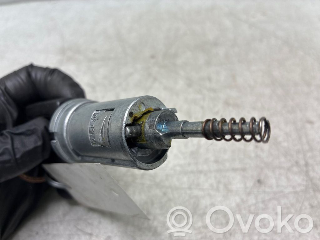 Opel Corsa C Virtalukko 
