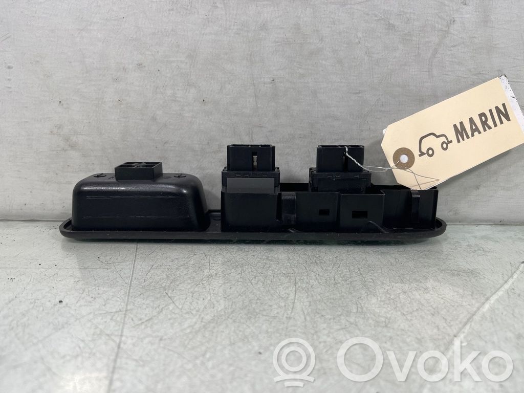 Electric window control switch   6554E4
