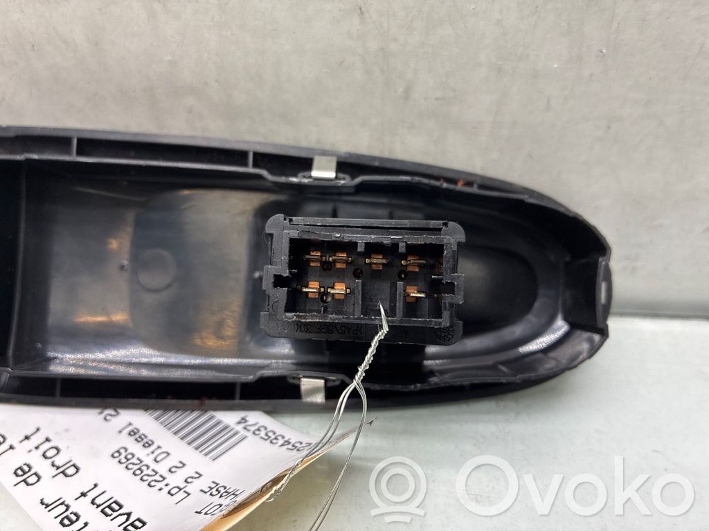 Peugeot 406 Electric window control switch 