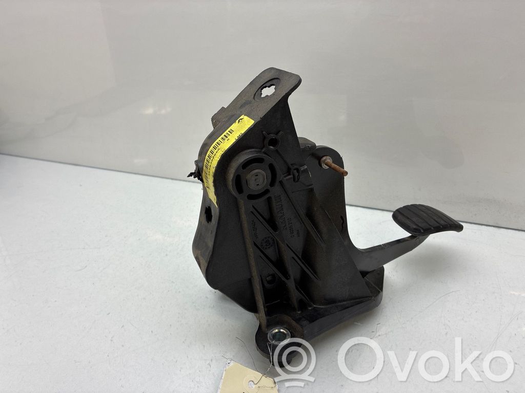Renault Laguna III Pedal de embrague 