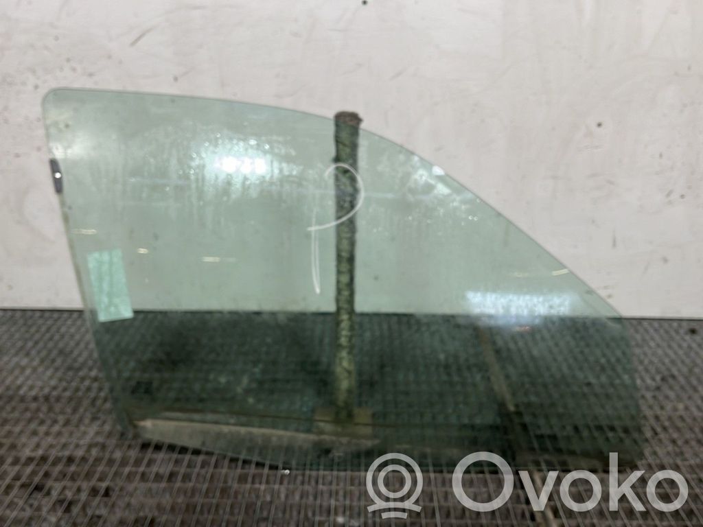 Renault Clio II Vitre de fenêtre porte avant (4 portes)