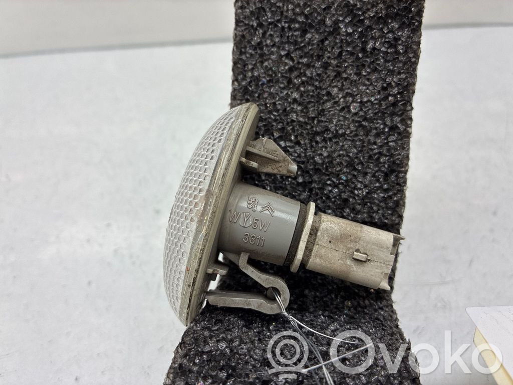 Front indicator light   0000632574