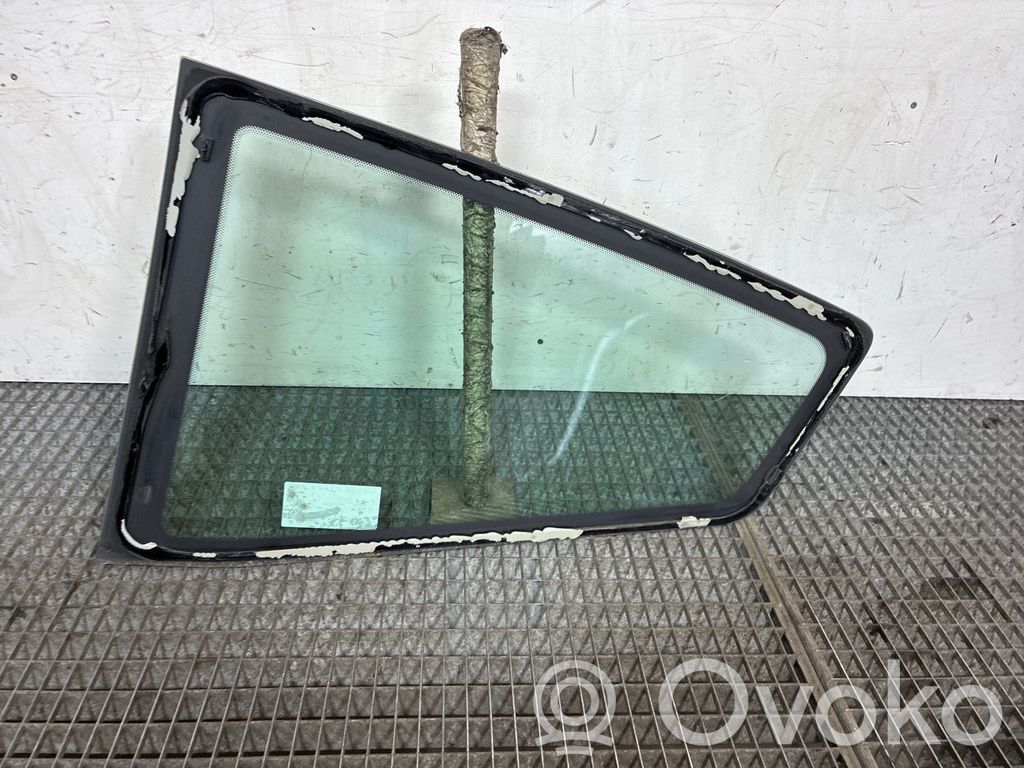 Citroen C2 Rear side window 