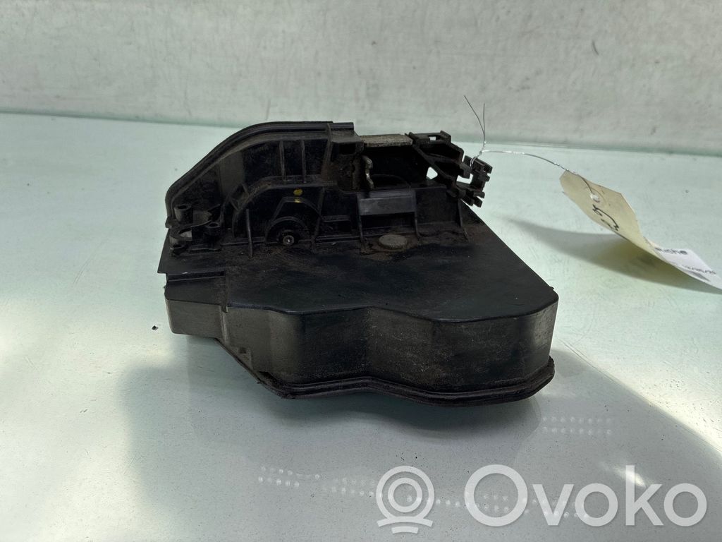 BMW X3 E83 Încuietoare ușă față 