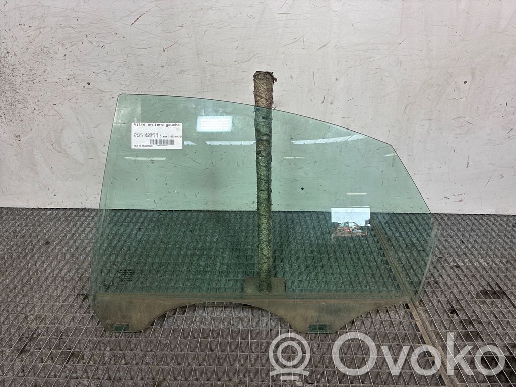 Volvo S40 Szyba drzwi tylnych 