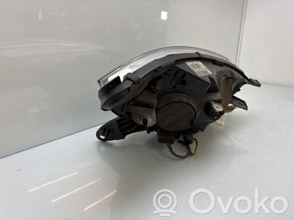Renault Captur Scheinwerfer 