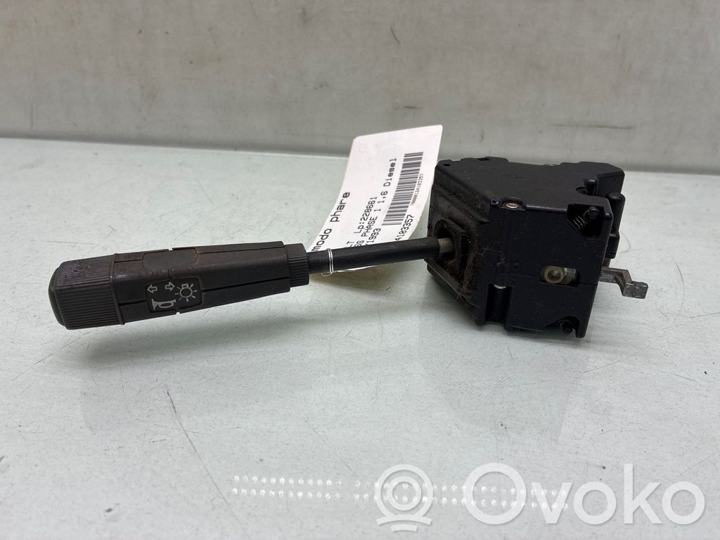 Renault Express Indicator stalk 