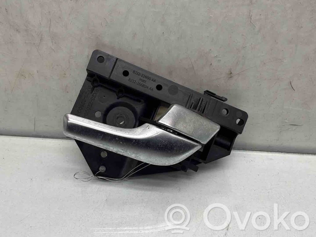Land Rover Range Rover Evoque L538 Klamka wewnętrzna drzwi tylnych 