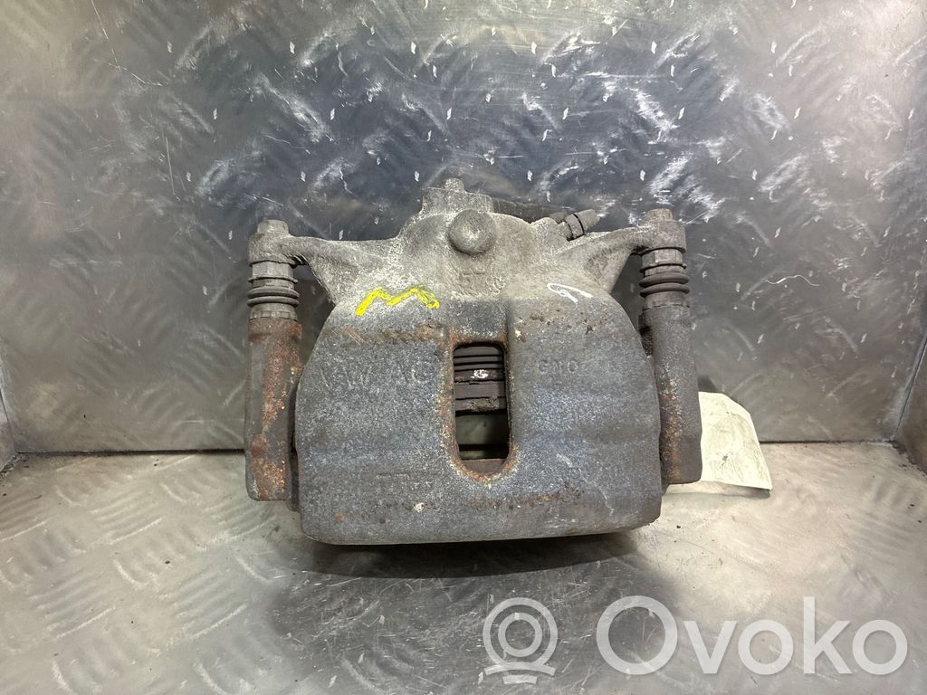 Etujarrusatula   8V0615123