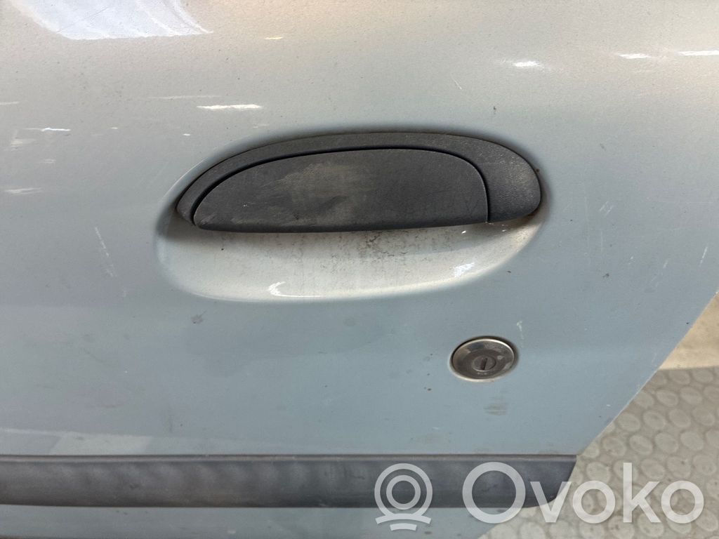 Renault Clio II Puerta delantera 