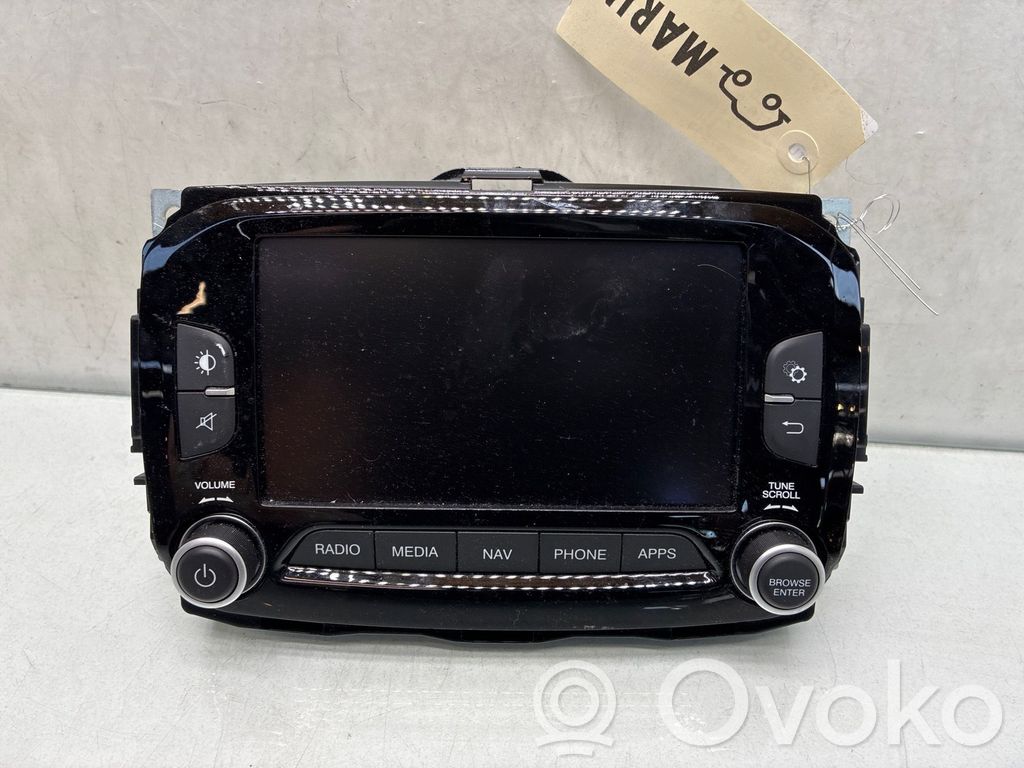 Alfa Romeo Giulietta Panel / Radioodtwarzacz CD/DVD/GPS 