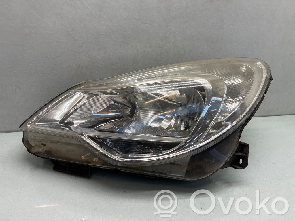 Opel Corsa D Faro/fanale 
