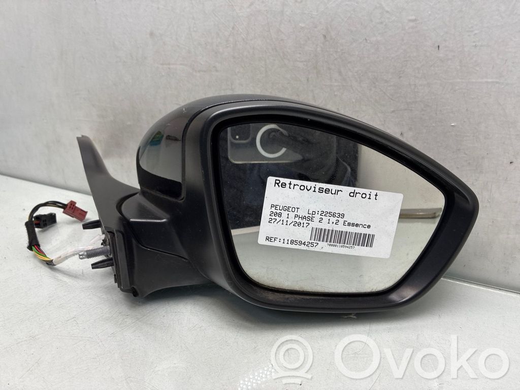 Peugeot 208 I Oglindă exterioară manuală 