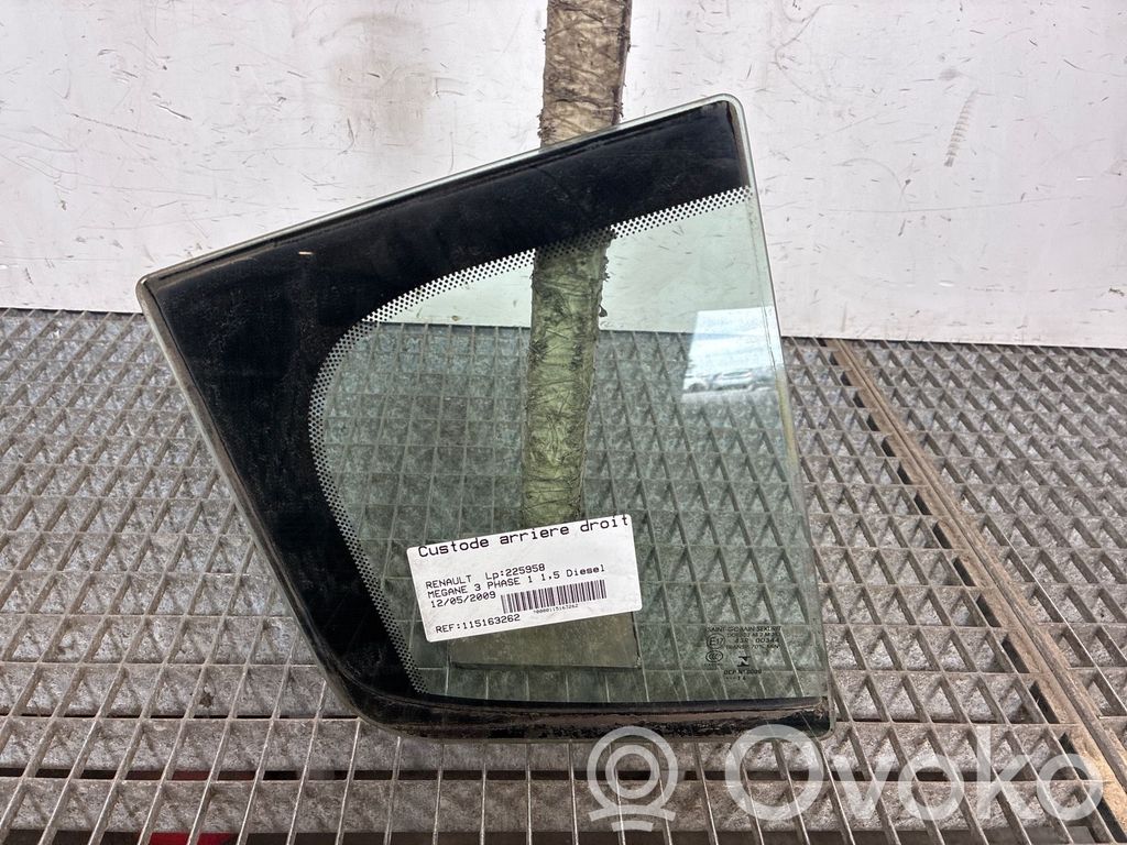Renault Megane III Geam aerisire ușă spate 