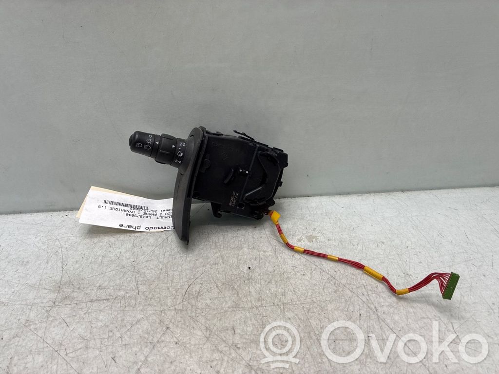 Leva indicatori   255405605R