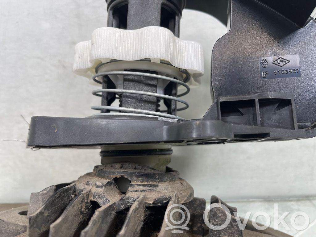 Renault Clio III Bridă fixare roată de rezervă 