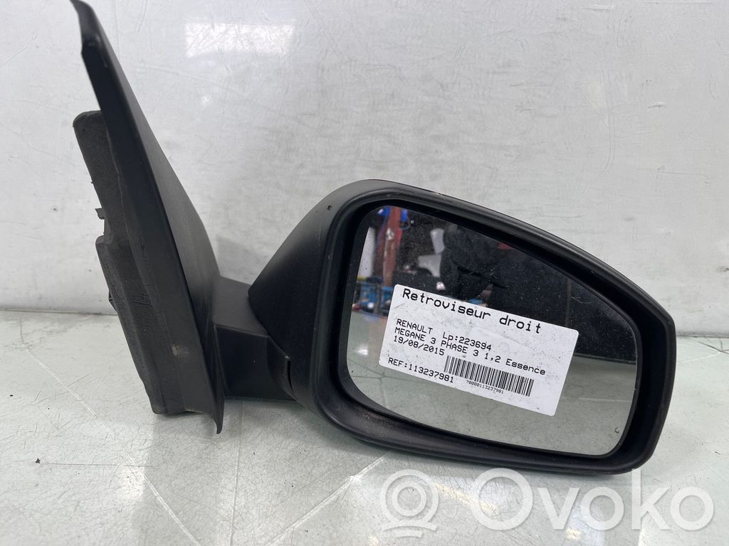 Renault Megane III Rétroviseur latéral manuel 