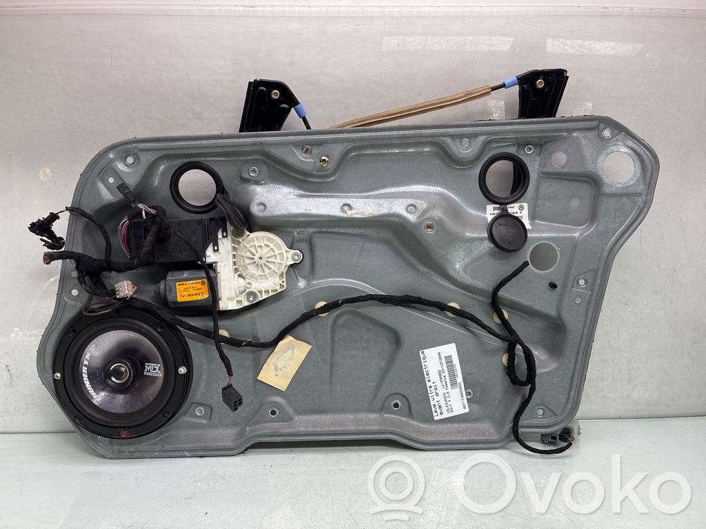 Volkswagen Golf IV Macara ușă față cu motor 