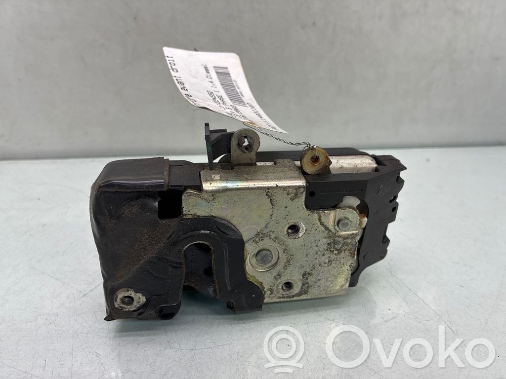 Etuoven lukko   1372462