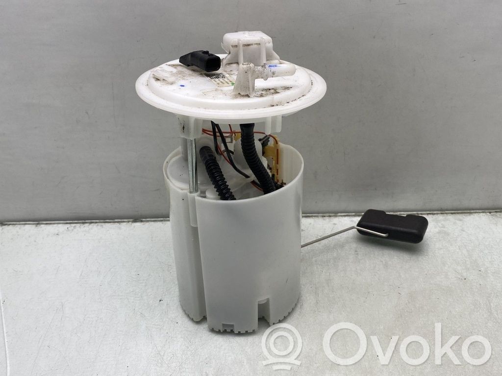 Renault Megane IV Bomba interna de combustible 
