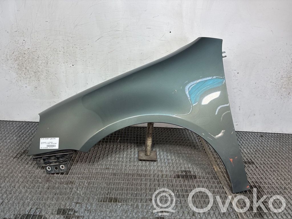 Volkswagen Golf V Aripă 