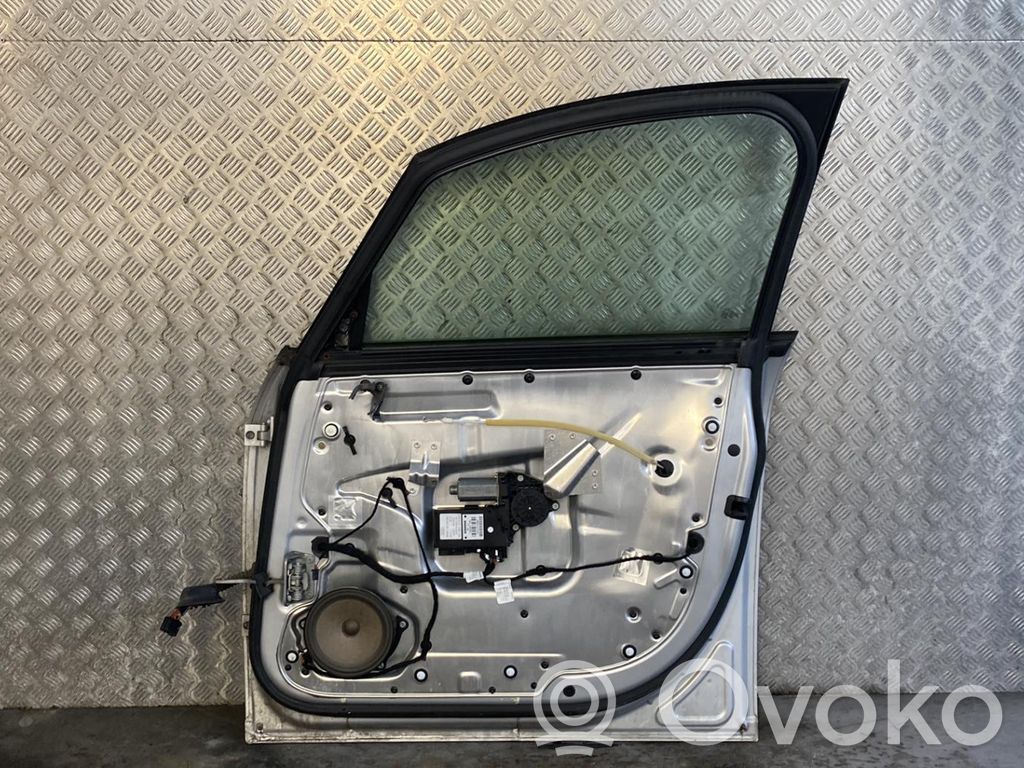 Audi A2 Дверь