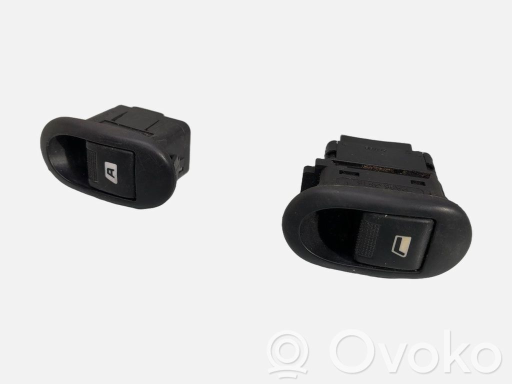 Citroen C3 Pluriel Electric window control switch 