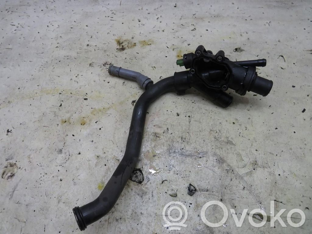 Ford Kuga II Termostaatin kotelo (käytetyt) 