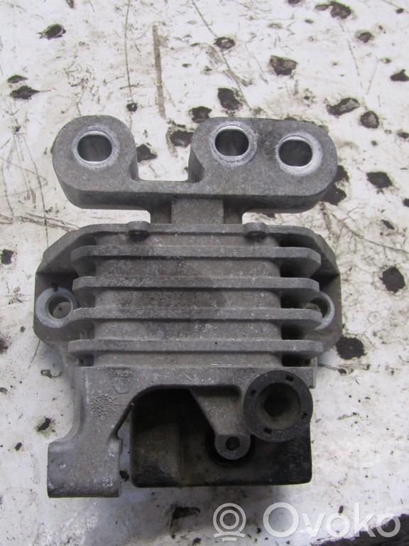 Jeep Cherokee Engine mount vacuum valve 