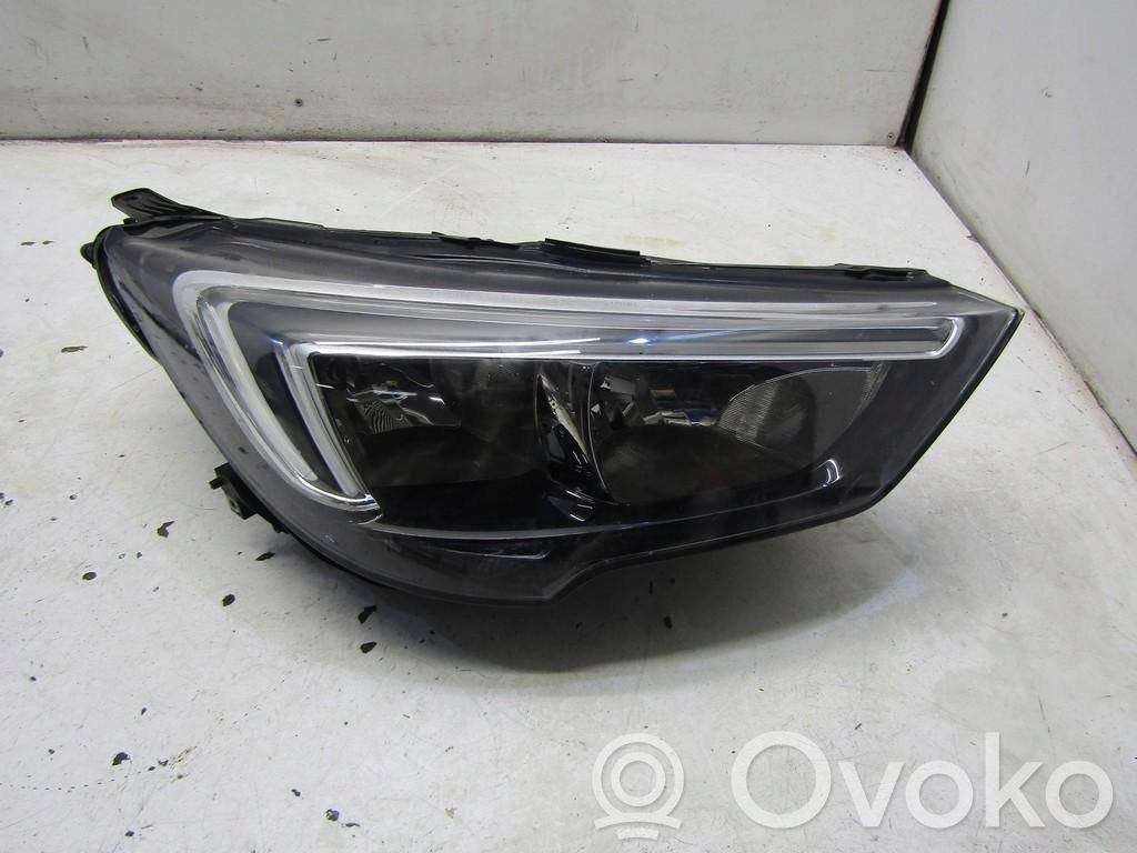 Opel Crossland X Lampa przednia 
