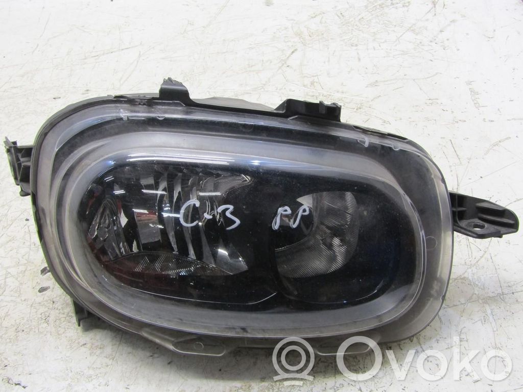 Peugeot 3008 II Headlight/headlamp 