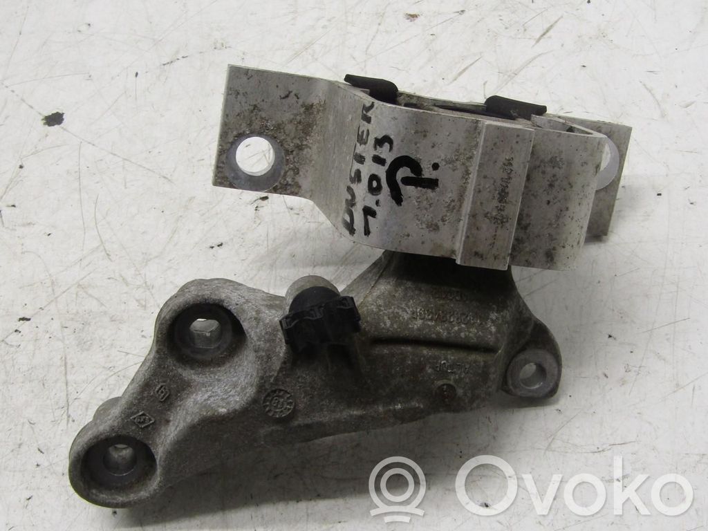 Dacia Duster II Engine mount vacuum valve 