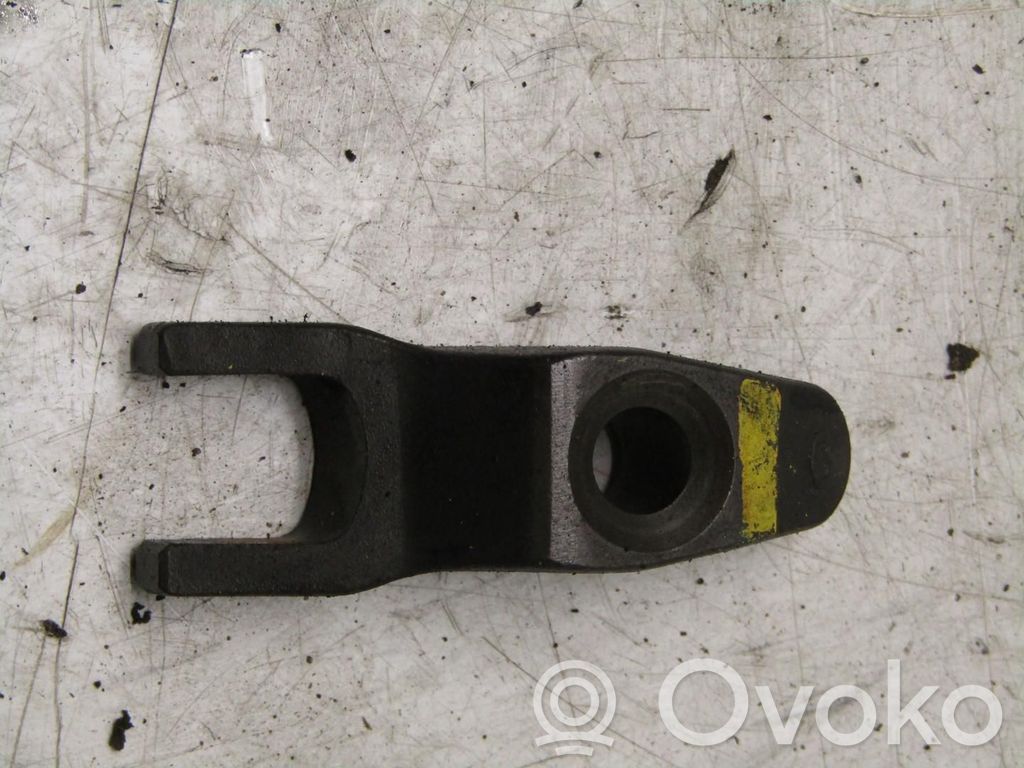 Hyundai Tucson TL Fuel Injector clamp holder 