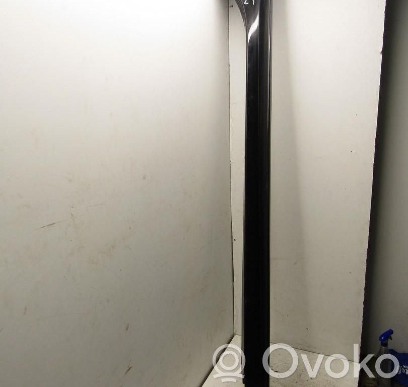 Jaguar XE Etukynnys (korin osa) 