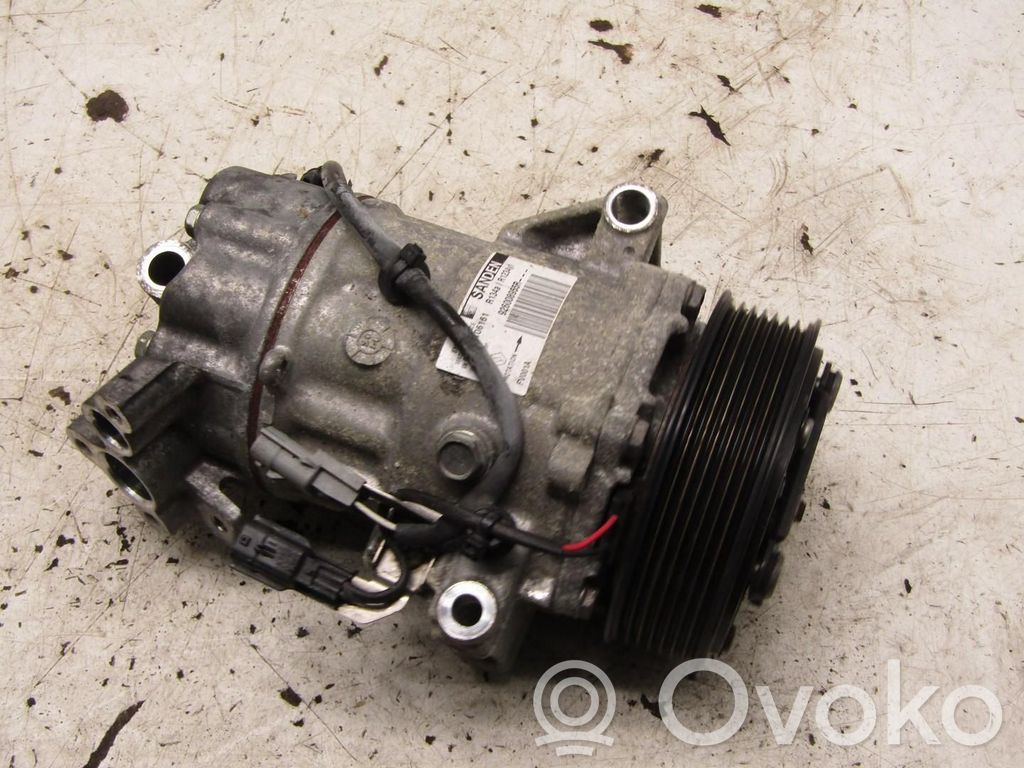 Nissan Juke II F16 Air conditioning (A/C) compressor (pump) 