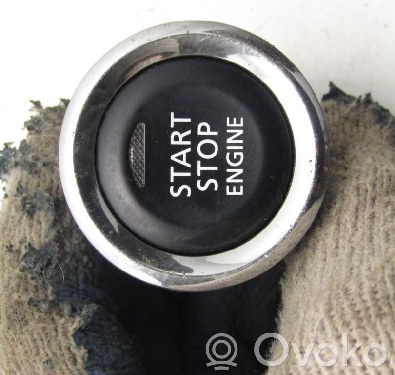 Mitsubishi Eclipse Cross Other switches/knobs/shifts 