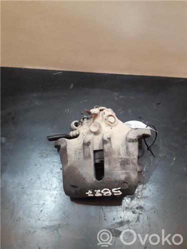Front brake caliper   1084,1084
