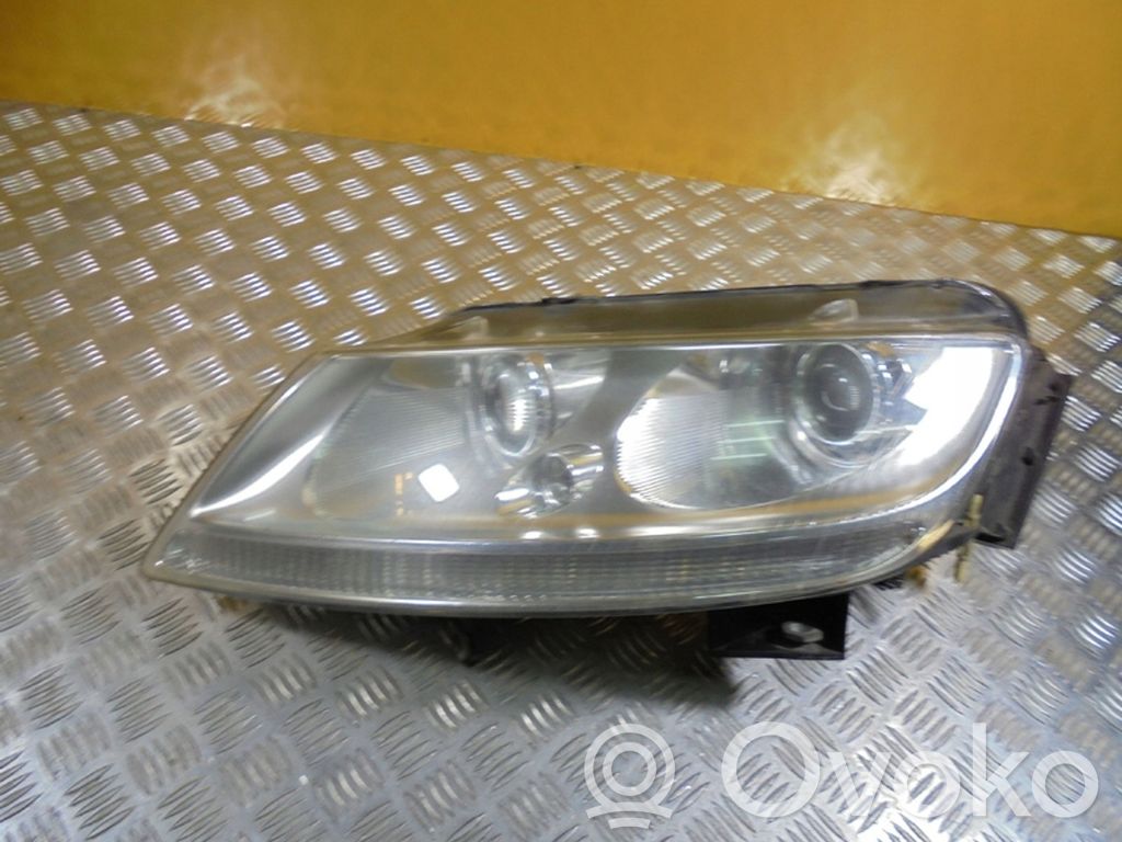 Volkswagen Phaeton Phare frontale 