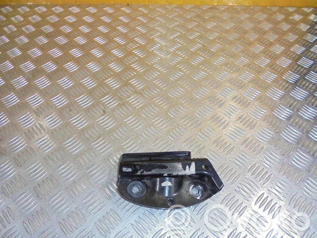 BMW 3 E90 E91 Rear bumper mounting bracket 