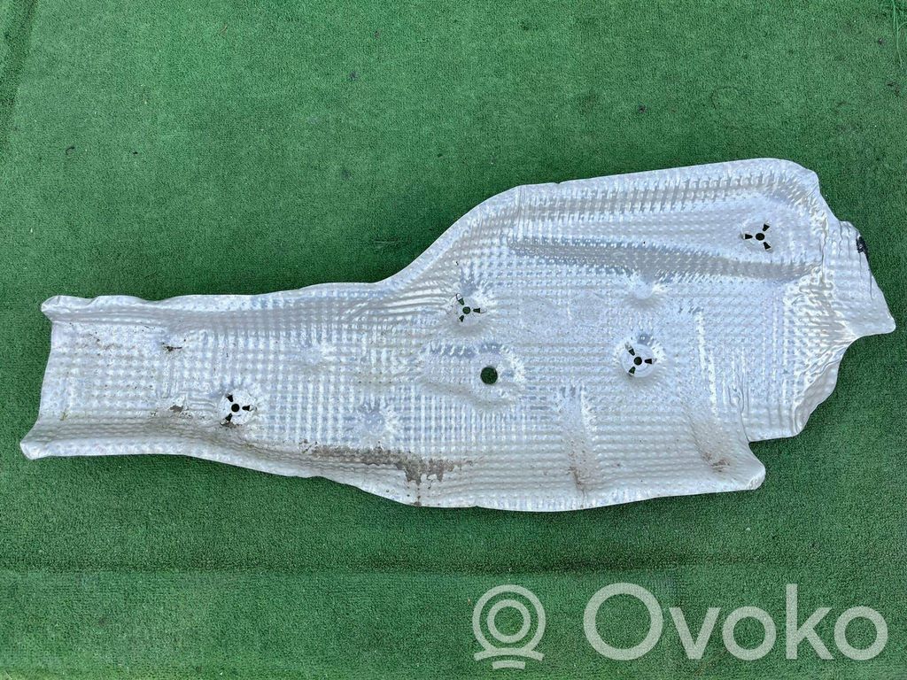 Volkswagen Amarok Exhaust heat shield 