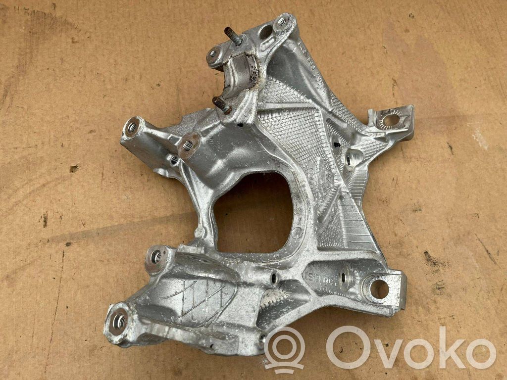 Engine mounting bracket   8W0399295E
