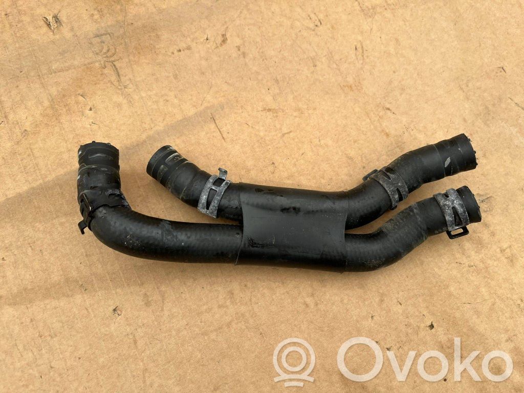 Audi A4 S4 B9 Przewód / Wąż chłodnicy 