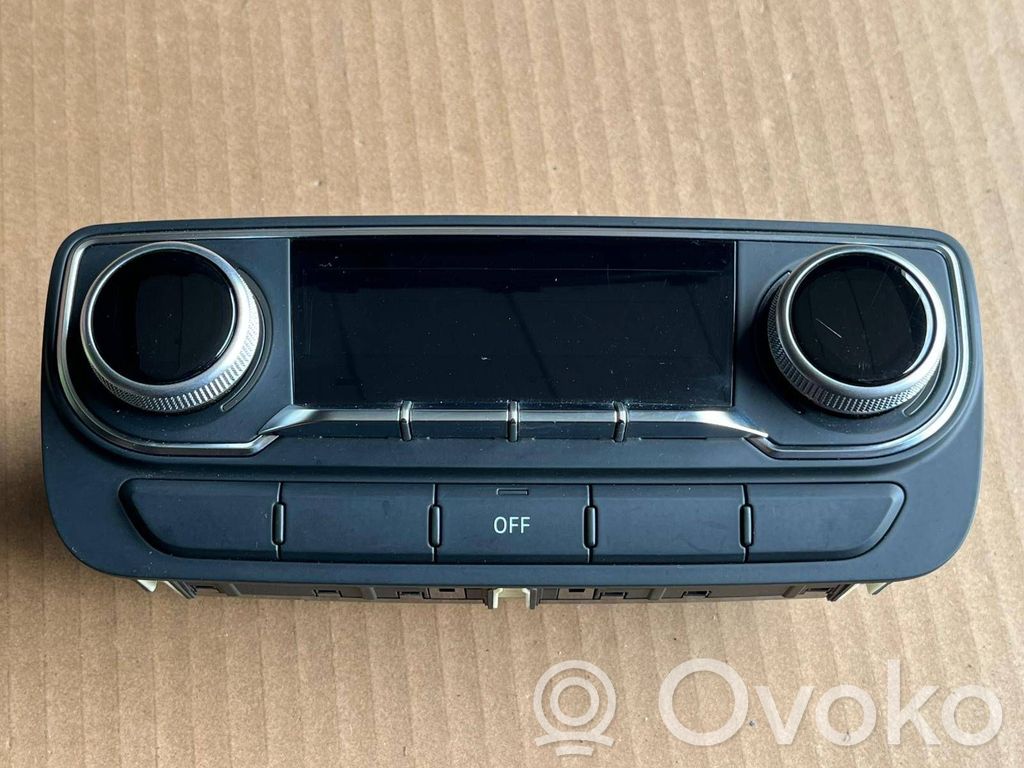 Audi Q7 4M Climate control unit 