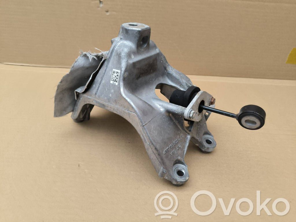Audi Q7 4M Engine mounting bracket 