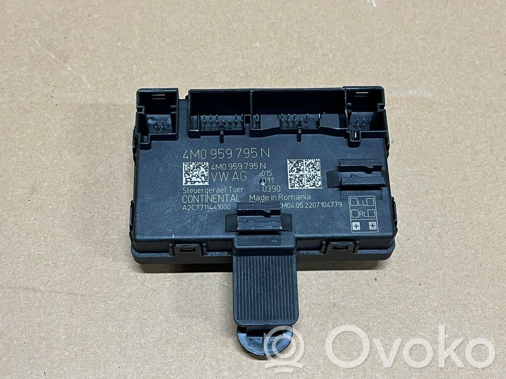 Audi e-tron Door control unit/module 