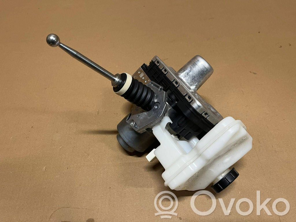 Audi e-tron ABS bloks 